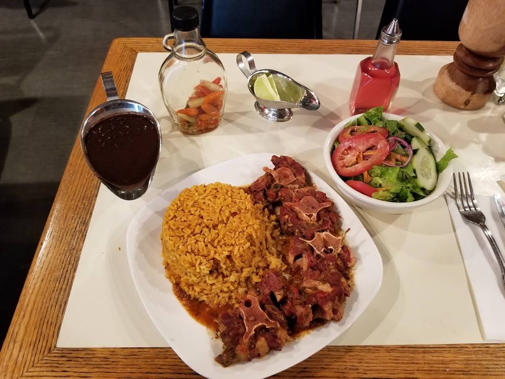 Mis Raices | restaurant | 1213 Teaneck Rd, Teaneck, NJ 07666, USA | 2015307233 OR +1 201-530-7233