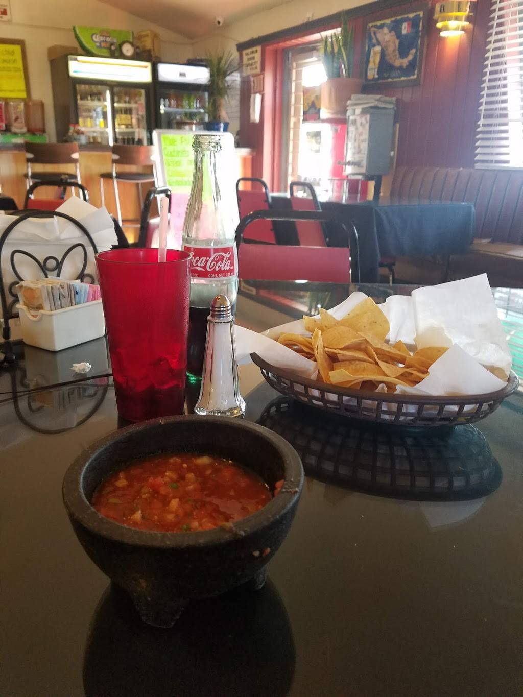 El Ausente | restaurant | 2536 Fremont St, Las Vegas, NV 89104, USA | 7023810968 OR +1 702-381-0968