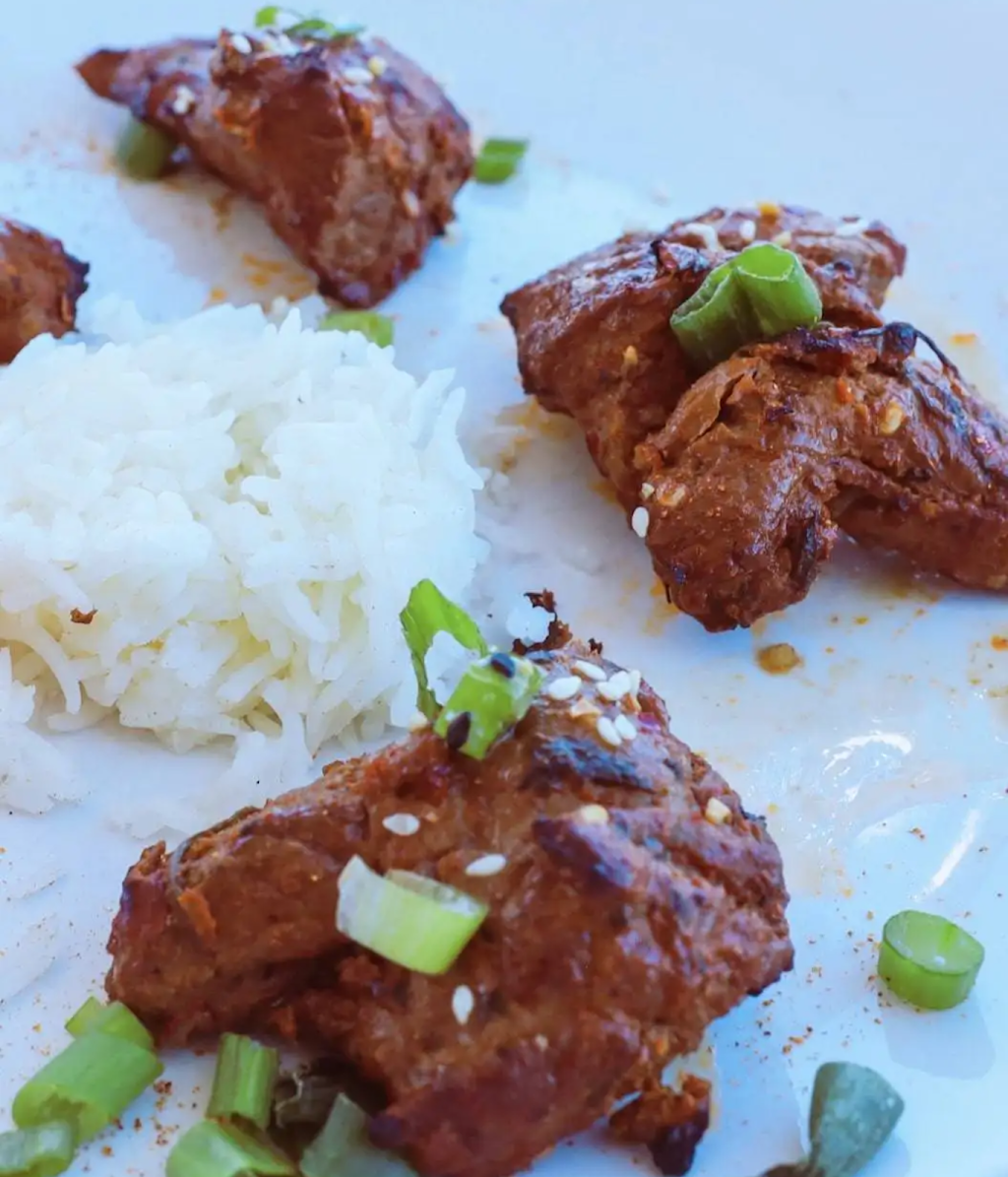 Heck YA! Food you love, with a Twist | restaurant | 2020 Lindell Ave B, Nashville, TN 37203, USA | 8508553449 OR +1 850-855-3449