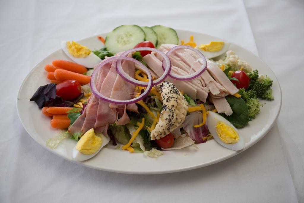 Audies Restaurant | restaurant | 314 N Nicolet St, Mackinaw City, MI 49701, USA | 2314365744 OR +1 231-436-5744