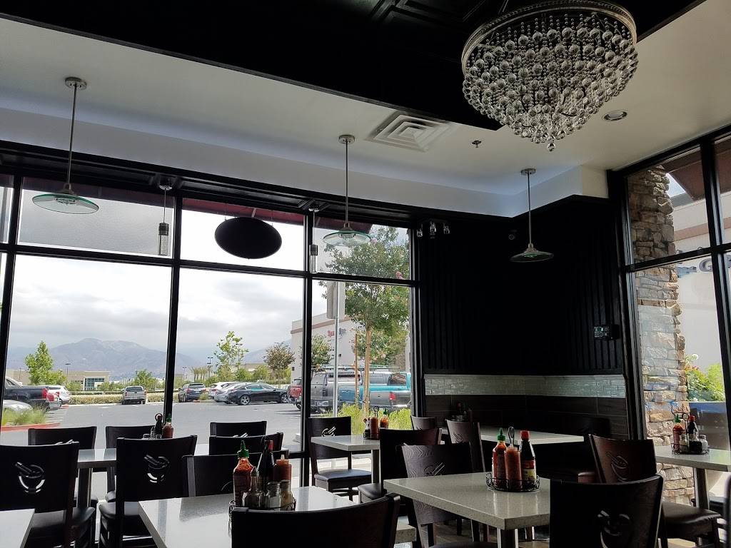 Ocean Pho | restaurant | 27471 San Bernardino Ave #200, Redlands, CA 92374, USA | 9093070998 OR +1 909-307-0998