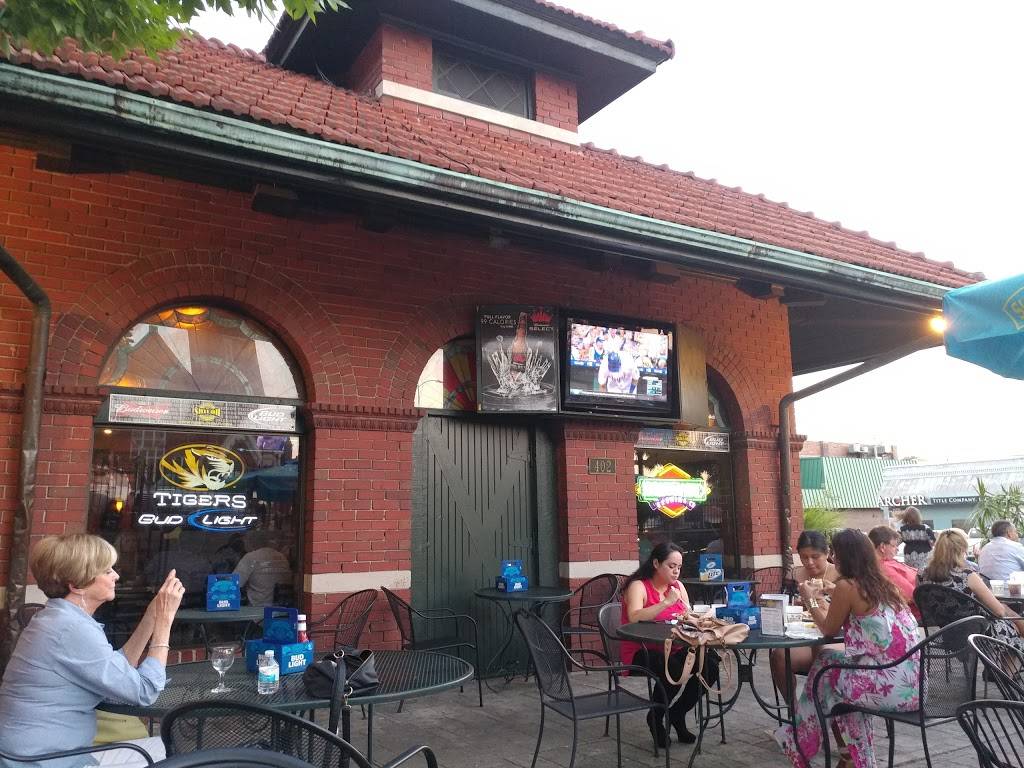 Shiloh Bar & Grill | restaurant | 402 E Broadway, Columbia, MO 65201, USA | 5738751800 OR +1 573-875-1800