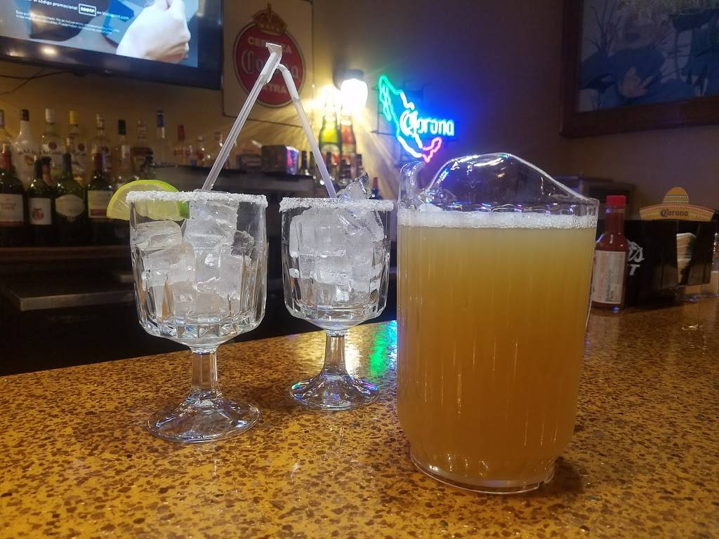 El Salto Restaurant | restaurant | 5817 Monroe St, Sylvania, OH 43560, USA | 4198240049 OR +1 419-824-0049