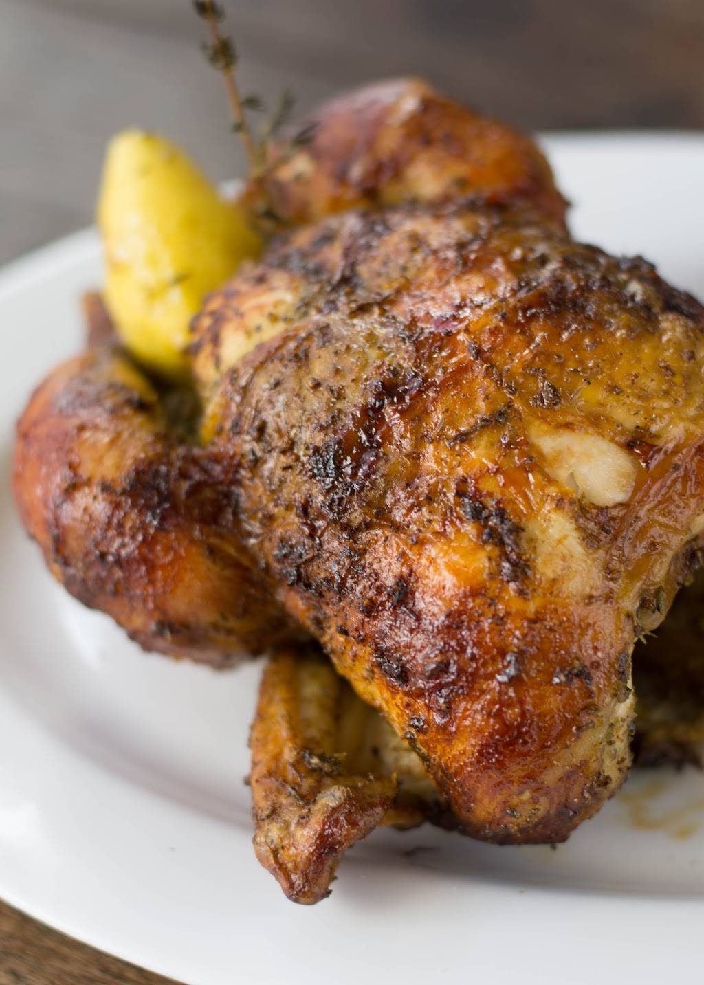 Roast & Co | restaurant | 100-12 Queens Blvd, Forest Hills, NY 11375, USA | 7182636000 OR +1 718-263-6000