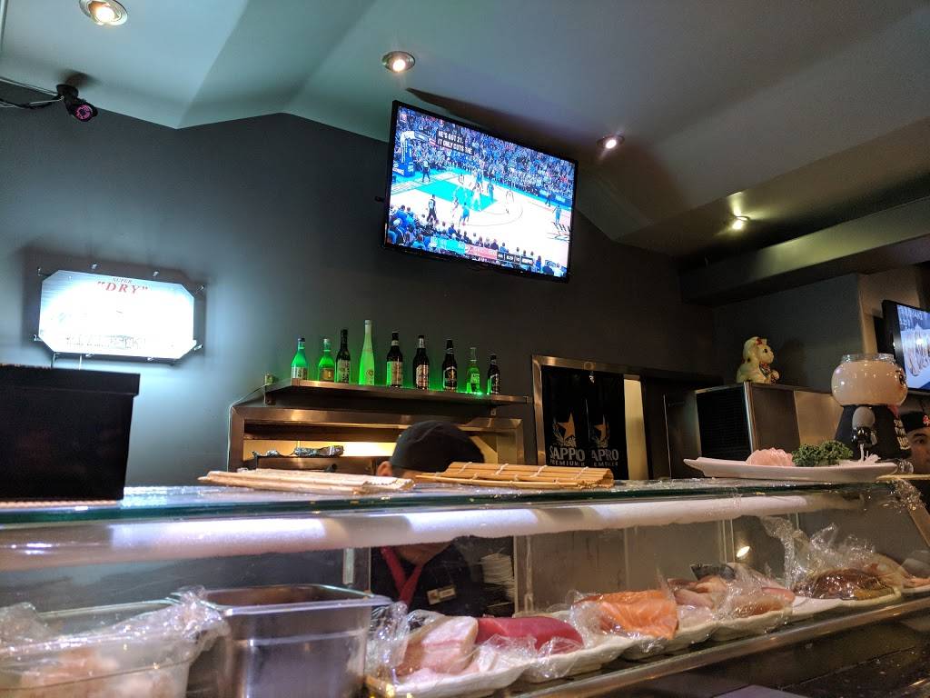 Sushi Planet Camarillo | restaurant | 2001 Ventura Fwy, Camarillo, CA 93010, USA | 8053837666 OR +1 805-383-7666