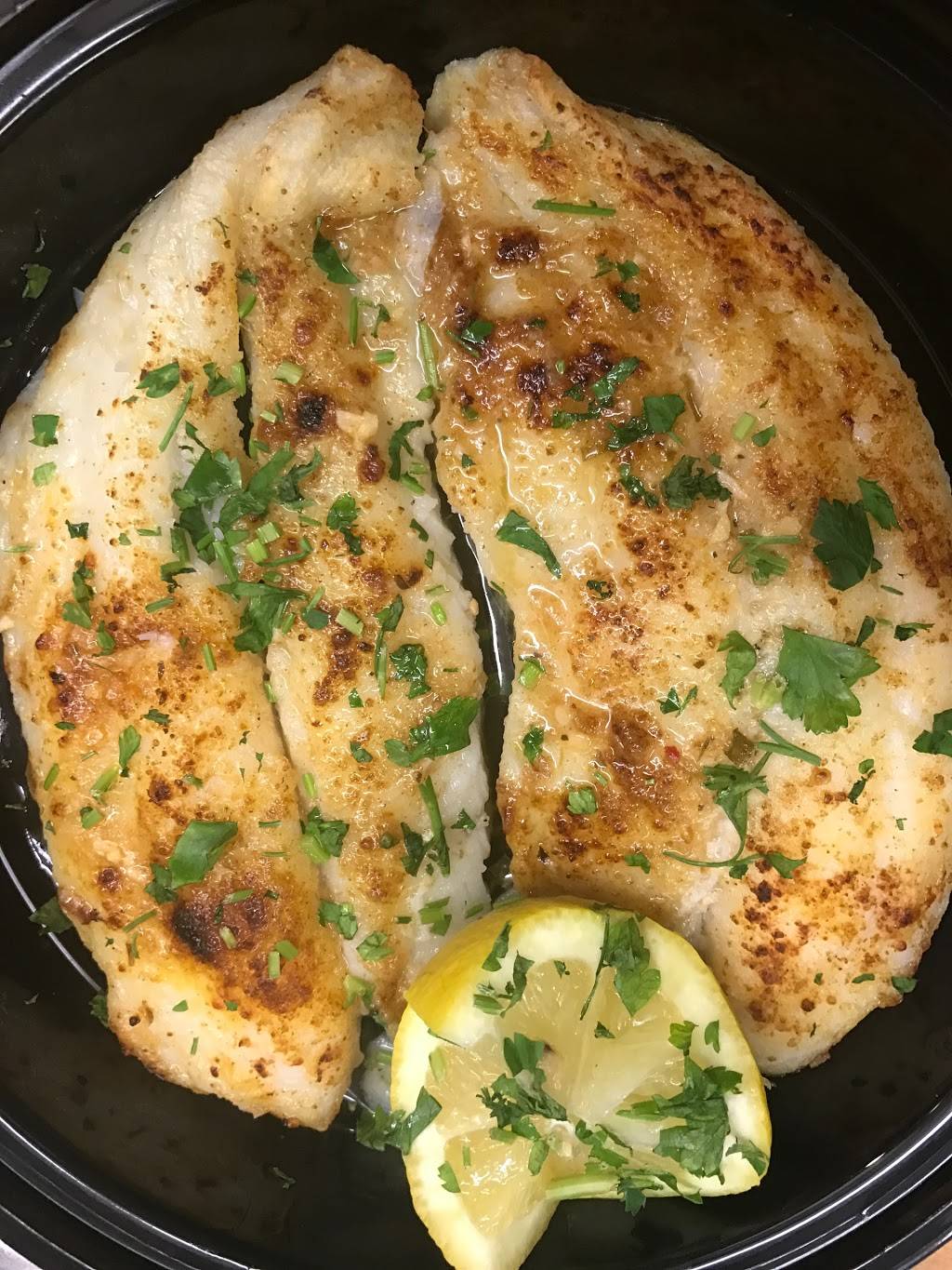 Lynbrook Eats | restaurant | 245 Merrick Rd, Lynbrook, NY 11563, USA | 5168874932 OR +1 516-887-4932