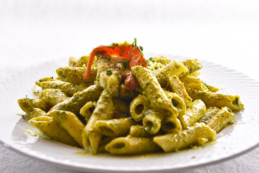 Freddys Pasta and Pizza | restaurant | 102 N Summit Ave, Gaithersburg, MD 20877, USA | 3019639099 OR +1 301-963-9099