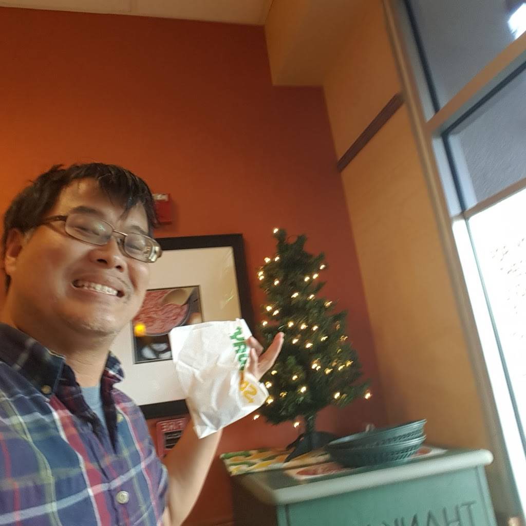 Subway | restaurant | 4319 US-27, Clermont, FL 34711, USA | 3523948495 OR +1 352-394-8495