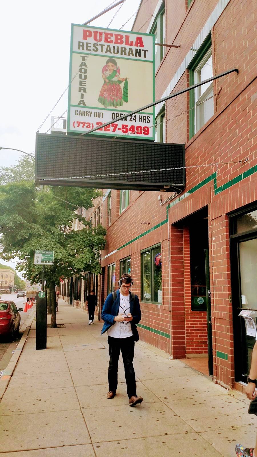 Puebla Restaurant & Taquería | restaurant | 2658 N Milwaukee Ave, Chicago, IL 60647, USA | 7732275499 OR +1 773-227-5499