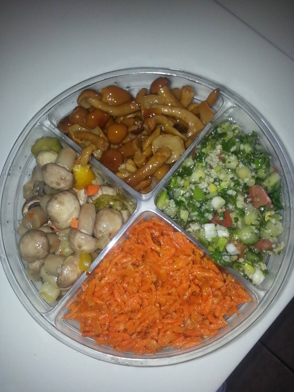 Capris Grill | restaurant | 205 Don Head Village Blvd, Richmond Hill, ON L4C 7R3, Canada | 9052373877 OR +1 905-237-3877