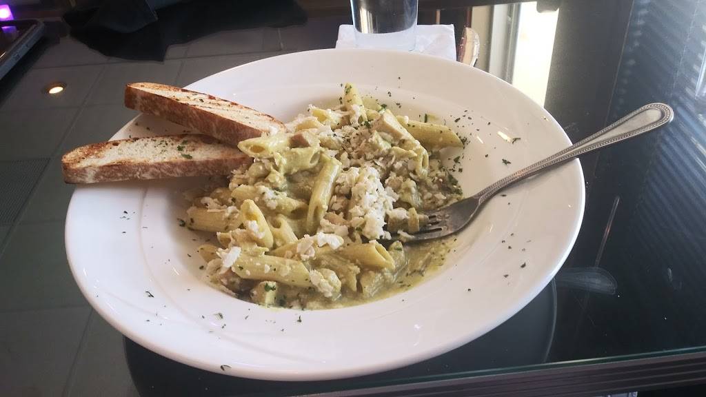 The Hills Bar and Grill | restaurant | 4830 Maple Dr, Pleasant Hill, IA 50327, USA | 5152142347 OR +1 515-214-2347