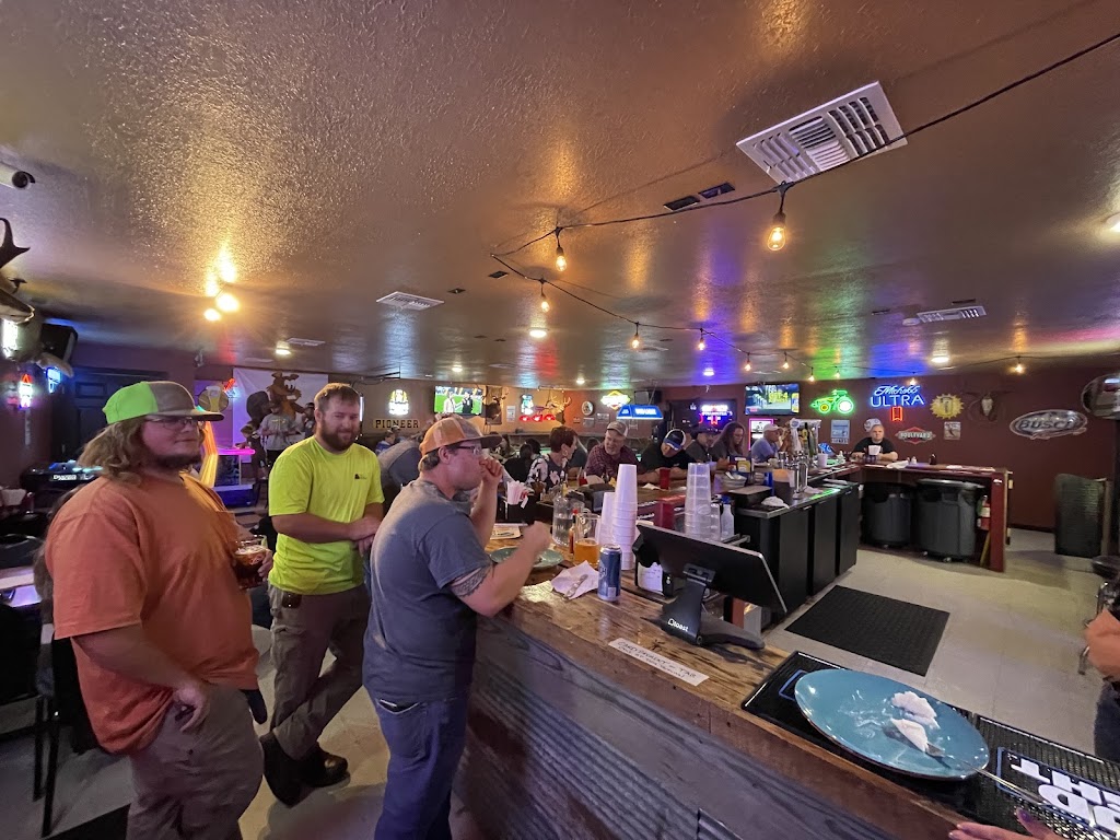 The Lumberyard | restaurant | 100 N Main St, Tescott, KS 67484, USA | 7852834400 OR +1 785-283-4400