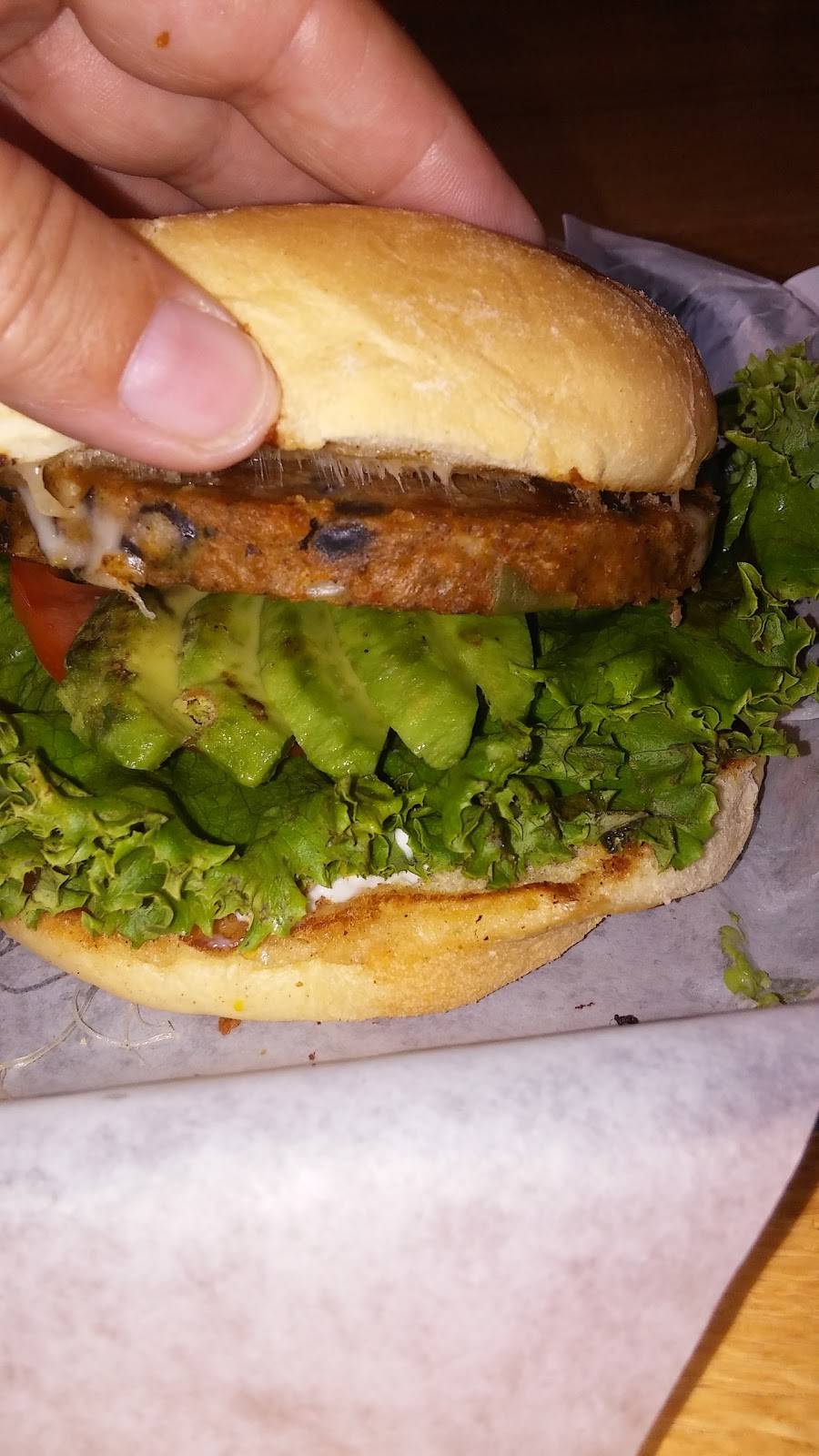 Roccos On the River | restaurant | 3249 Butte Slough Rd, Colusa, CA 95932, USA | 5304587837 OR +1 530-458-7837