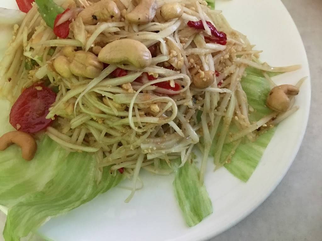 D Thai Kitchen | restaurant | 677 Commerce St, Thornwood, NY 10594, USA | 9147411313 OR +1 914-741-1313