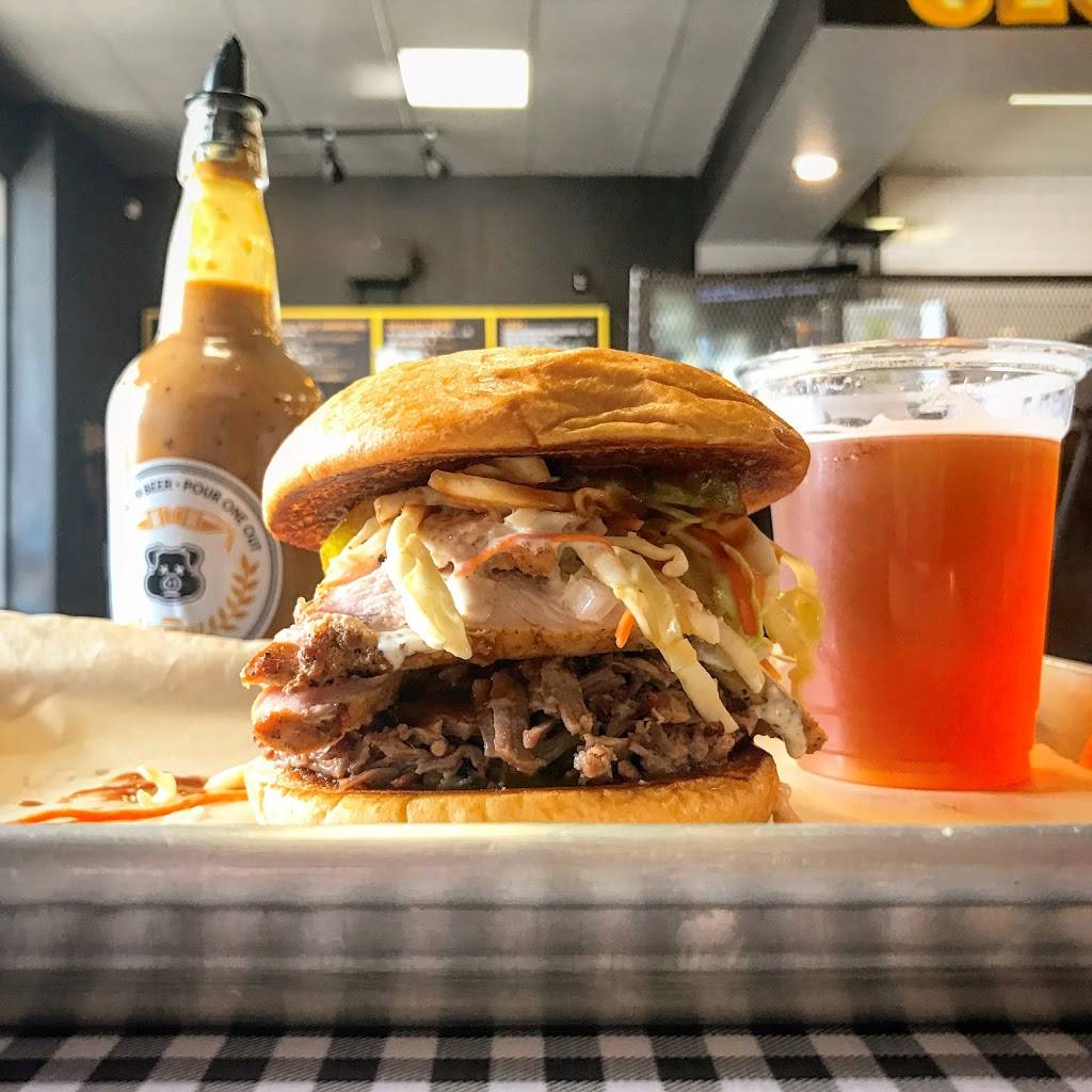 SLAB BBQ & Beer | restaurant | 7101 W, TX-71, Austin, TX 78735, USA | 5122438000 OR +1 512-243-8000