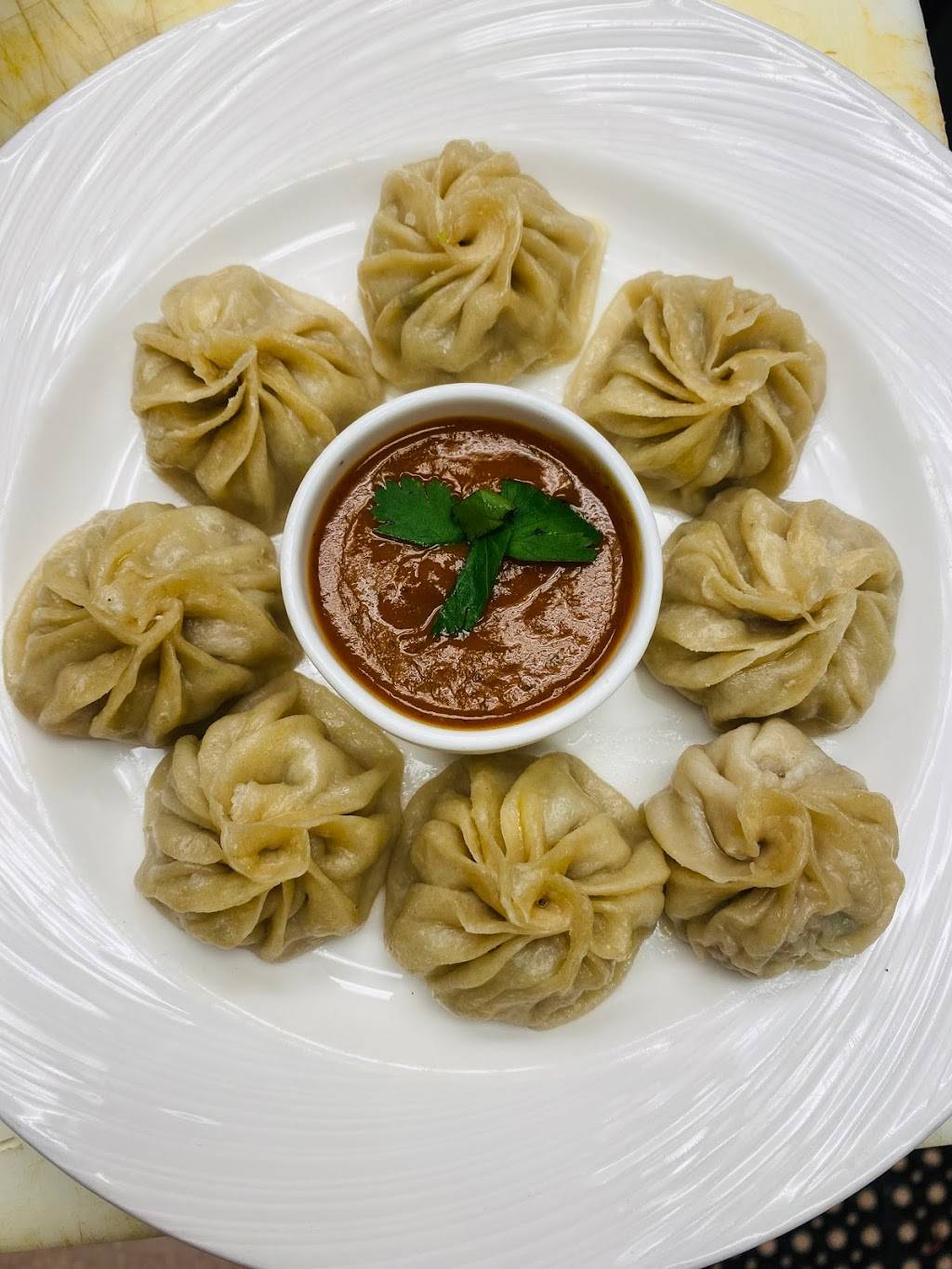 Everest Kitchen | restaurant | 43490 Yukon Dr #101, Ashburn, VA 20147, USA | 7037269333 OR +1 703-726-9333