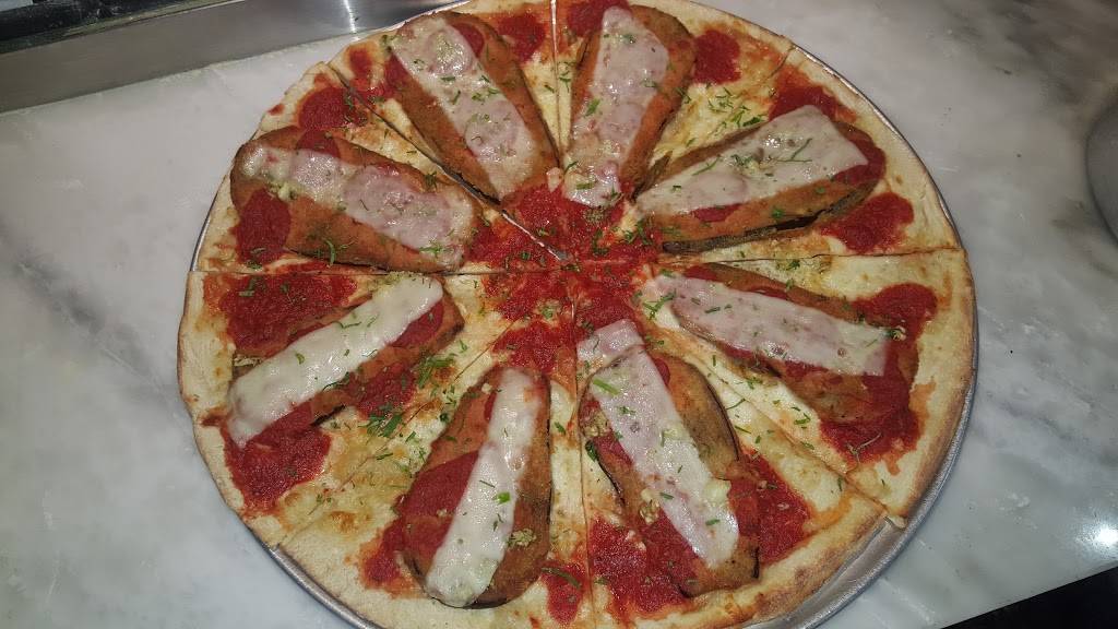 Surf City Pizzeria | restaurant | 837 Surf Ave, Brooklyn, NY 11224, USA | 7186764460 OR +1 718-676-4460