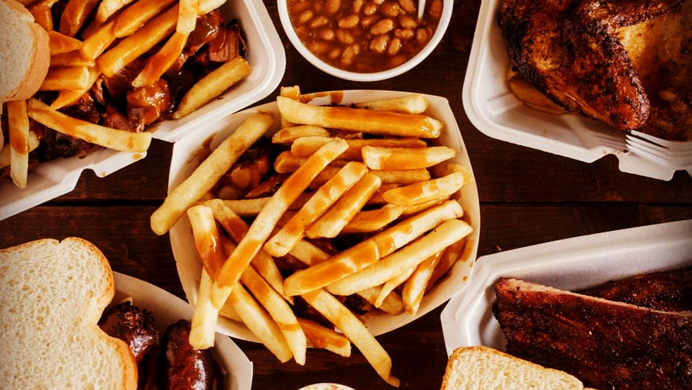 Wood N’ Hog BBQ | restaurant | 101 W University Ave, Urbana, IL 61801, USA | 2173671018 OR +1 217-367-1018