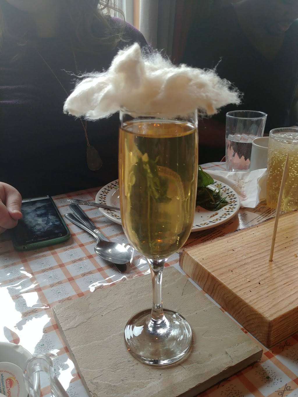 Les boisés dAmélie | restaurant | 3600 Chemin du Lac Castor, Saint-Paulin, QC J0K 3G0, Canada | 8192442846 OR +1 819-244-2846