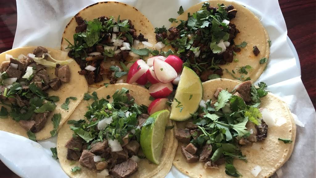 El Pollo Rico | restaurant | 209 E Casino Rd, Everett, WA 98208, USA | 4253475075 OR +1 425-347-5075