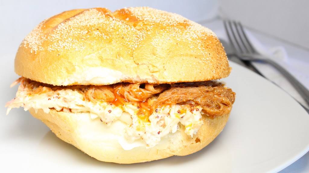 San Francesco Foods | restaurant | 3233 Yonge St, Toronto, ON M4N 2L5, Canada | 4167927600 OR +1 416-792-7600