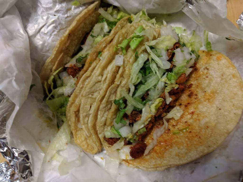 Tacos El Ganadero | restaurant | 4208 Division Ave S, Kentwood, MI 49548, USA | 6162490130 OR +1 616-249-0130