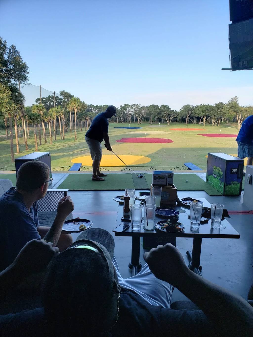 BigShots Vero Beach | restaurant | 3456 US-1, Vero Beach, FL 32960, USA | 7729794653 OR +1 772-979-4653