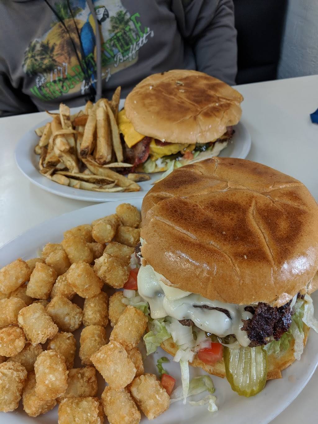 Virgs | restaurant | 4025 UT-36, Tooele, UT 84074, USA | 4358339988 OR +1 435-833-9988