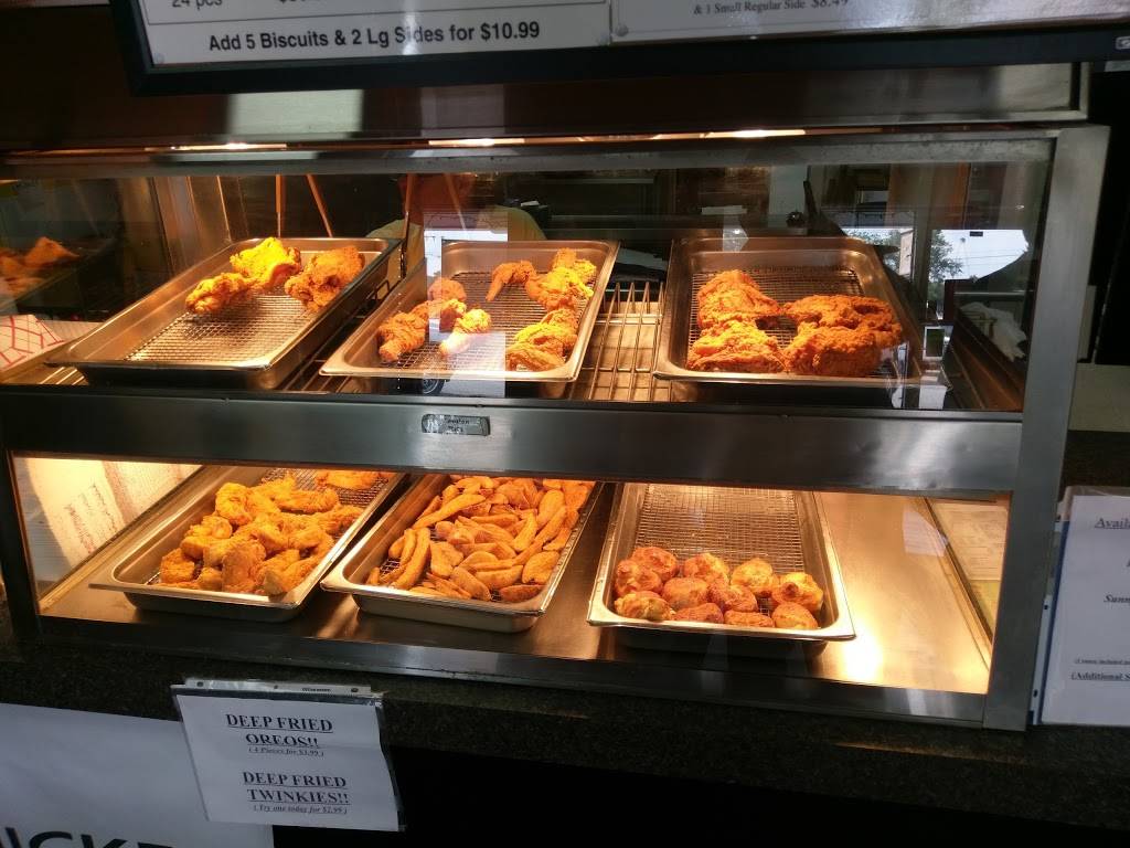 Sunnys Chicken Greenwood | meal takeaway | 1030 US Highway 31 South, Greenwood, IN 46143, USA | 3178822442 OR +1 317-882-2442