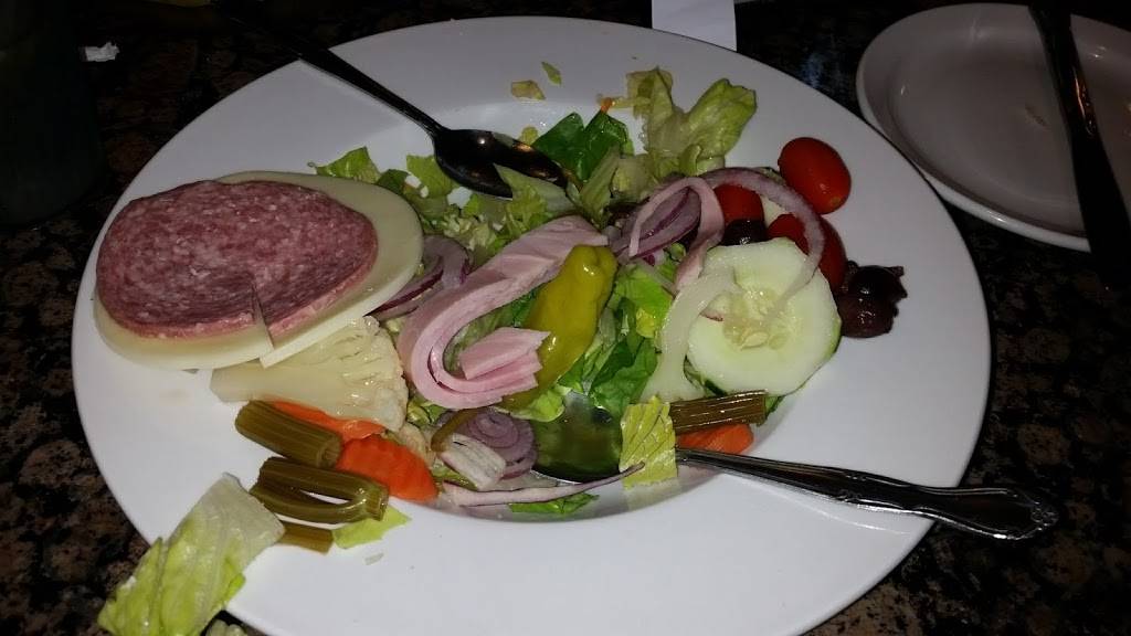 Dominics III | restaurant | 6566 Hypoluxo Rd, Lake Worth, FL 33467, USA | 5616411110 OR +1 561-641-1110