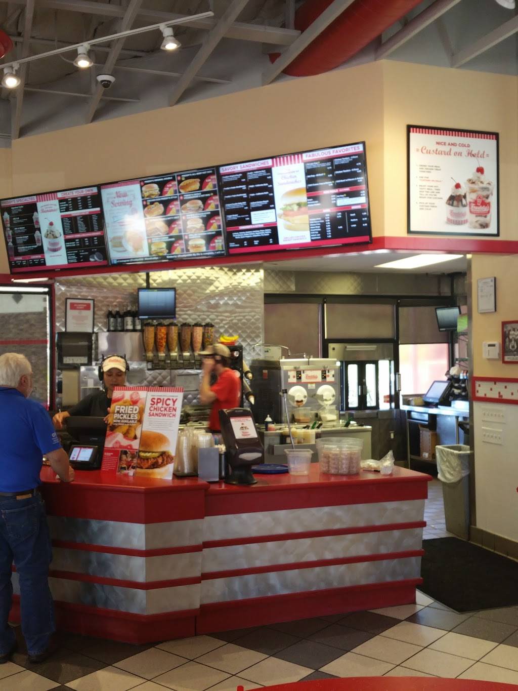 Freddys Frozen Custard & Steakburgers | restaurant | 1818 E Elliot Rd, Tempe, AZ 85284, USA | 4807552207 OR +1 480-755-2207