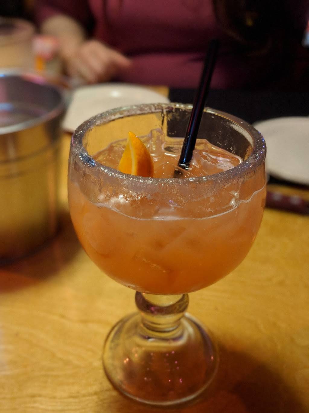 Texas Roadhouse | restaurant | 70 Buckwalter Rd, Royersford, PA 19468, USA | 6109484006 OR +1 610-948-4006