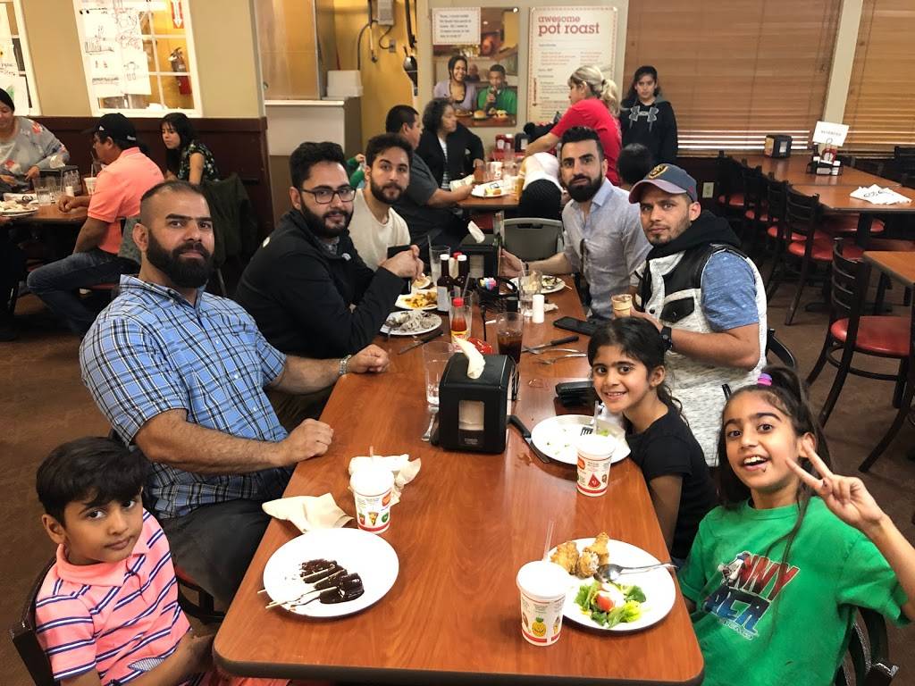 Golden Corral Buffet & Grill | meal takeaway | 13440 S Blackbob Rd, Olathe, KS 66062, USA | 9133900223 OR +1 913-390-0223