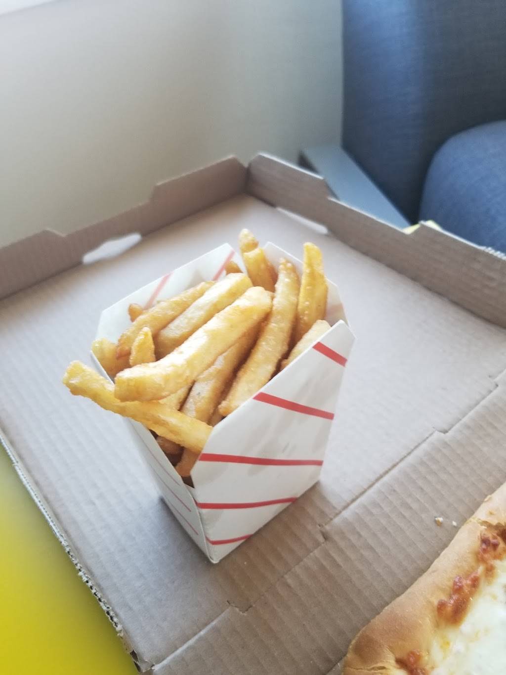 Tara Restaurant Pizza & More | restaurant | 288 Moody St, Waltham, MA 02453, USA | 7816470355 OR +1 781-647-0355