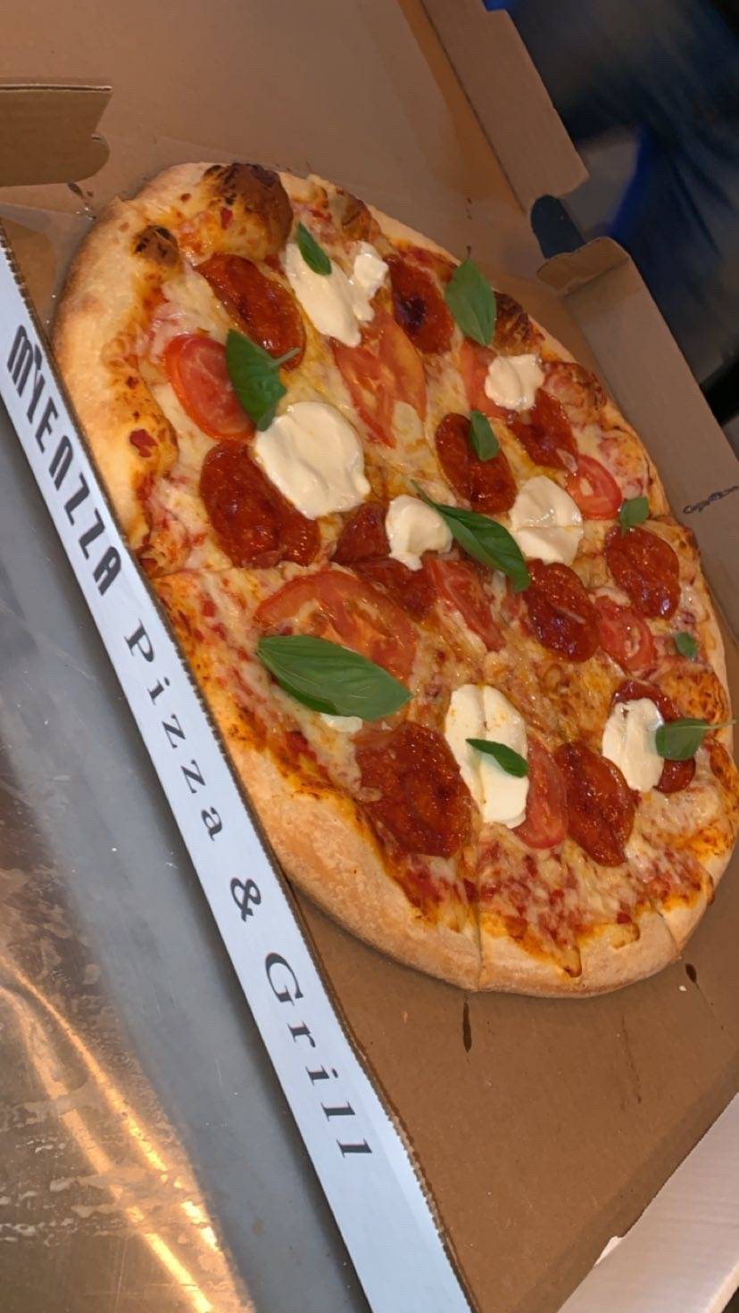 Mienzza Pizza&Grill | restaurant | 9605 N Kendall Dr, Miami, FL 33176, USA | 7863594758 OR +1 786-359-4758