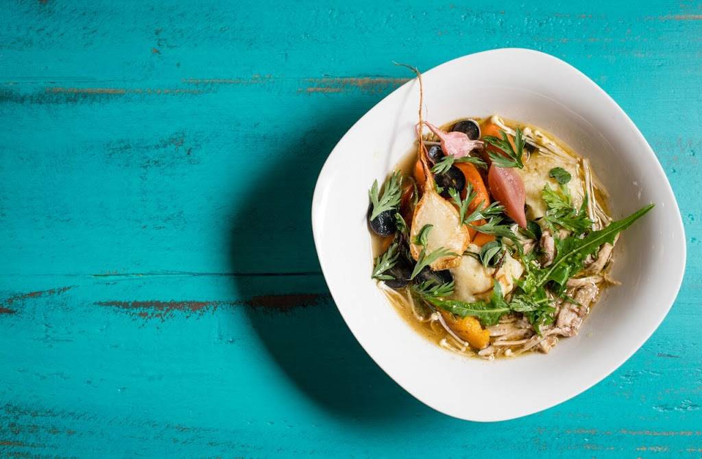 Small Town | restaurant | 118 N Main Ave, Fallbrook, CA 92028, USA | 7609909081 OR +1 760-990-9081