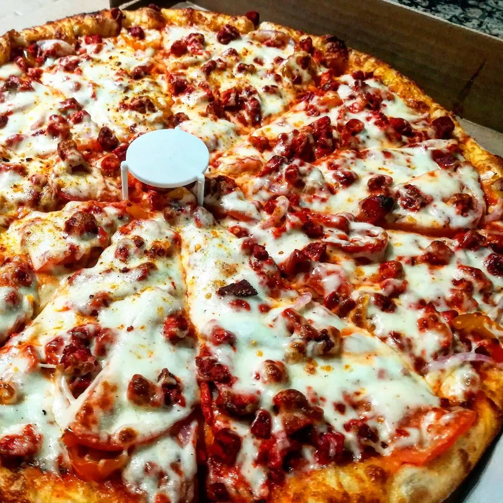 Manis Pizza & Wings | restaurant | 4665 Central Pkwy E #11, Mississauga, ON L4Z 2V5, Canada | 9055683333 OR +1 905-568-3333