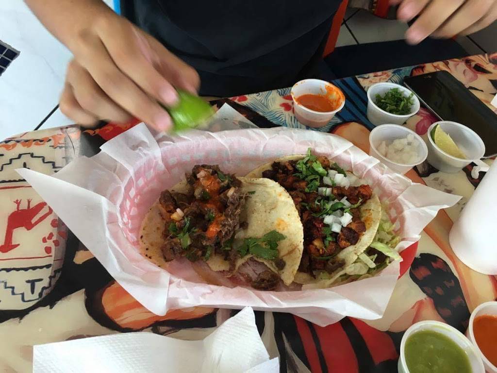 Tacos Y Salsas | restaurant | 9103 E Colfax Ave, Aurora, CO 80010, USA | 3033671046 OR +1 303-367-1046