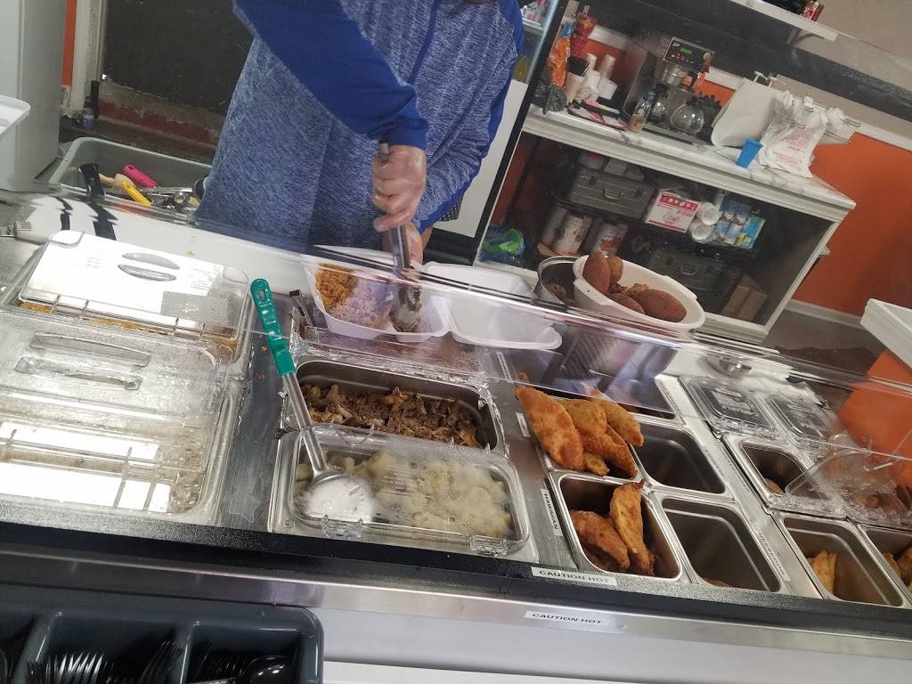 Empanadas Latin Street Food | restaurant | 5543 Ridge Rd, Parma, OH 44129, USA | 4403405618 OR +1 440-340-5618