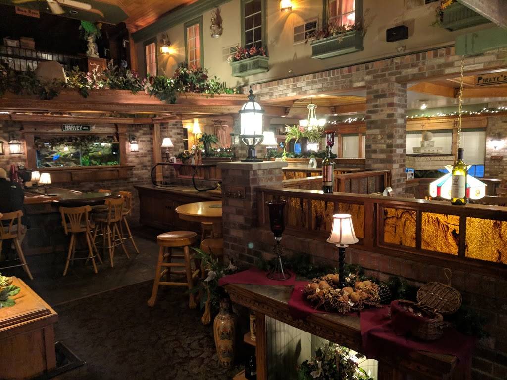 Skoogs Parkside Supper Club | restaurant | 932 N Broadway St #1514, Menomonie, WI 54751, USA | 7152356124 OR +1 715-235-6124