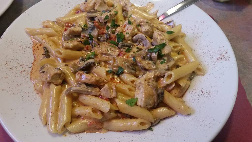 Irenes Family Restaurant | restaurant | 58 Town St, Norwich, CT 06360, USA | 8608870075 OR +1 860-887-0075