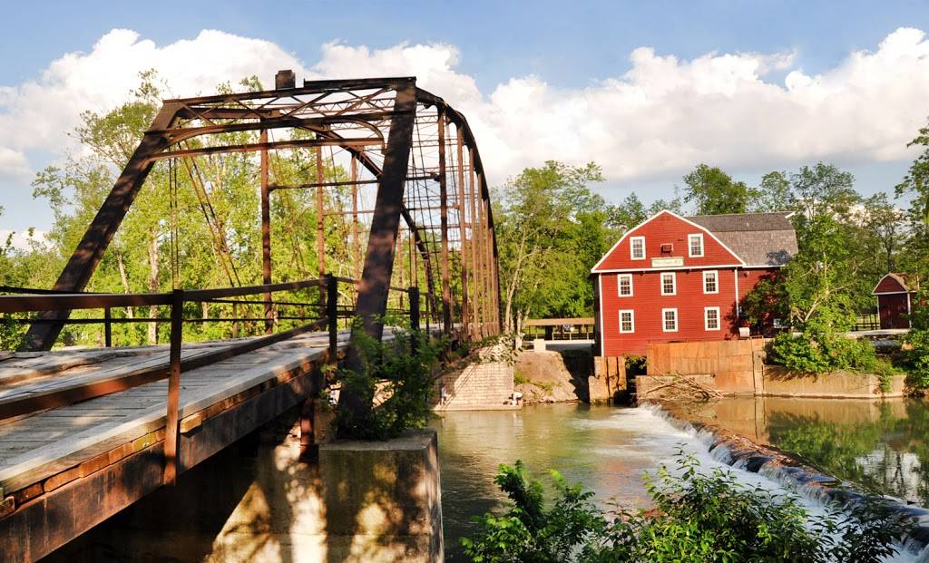 War Eagle Mill | restaurant | 11045 War Eagle Rd, Rogers, AR 72756, USA | 8664927324 OR +1 866-492-7324