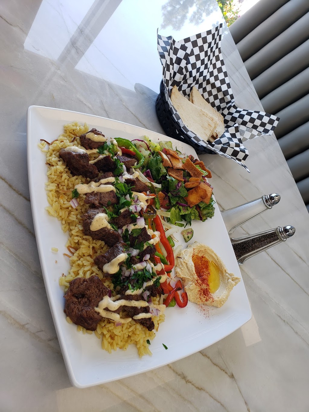 Petra Mediterranean Grill | restaurant | 5353 N Blackstone Ave Ste A, Fresno, CA 93710, USA | 5594493037 OR +1 559-449-3037