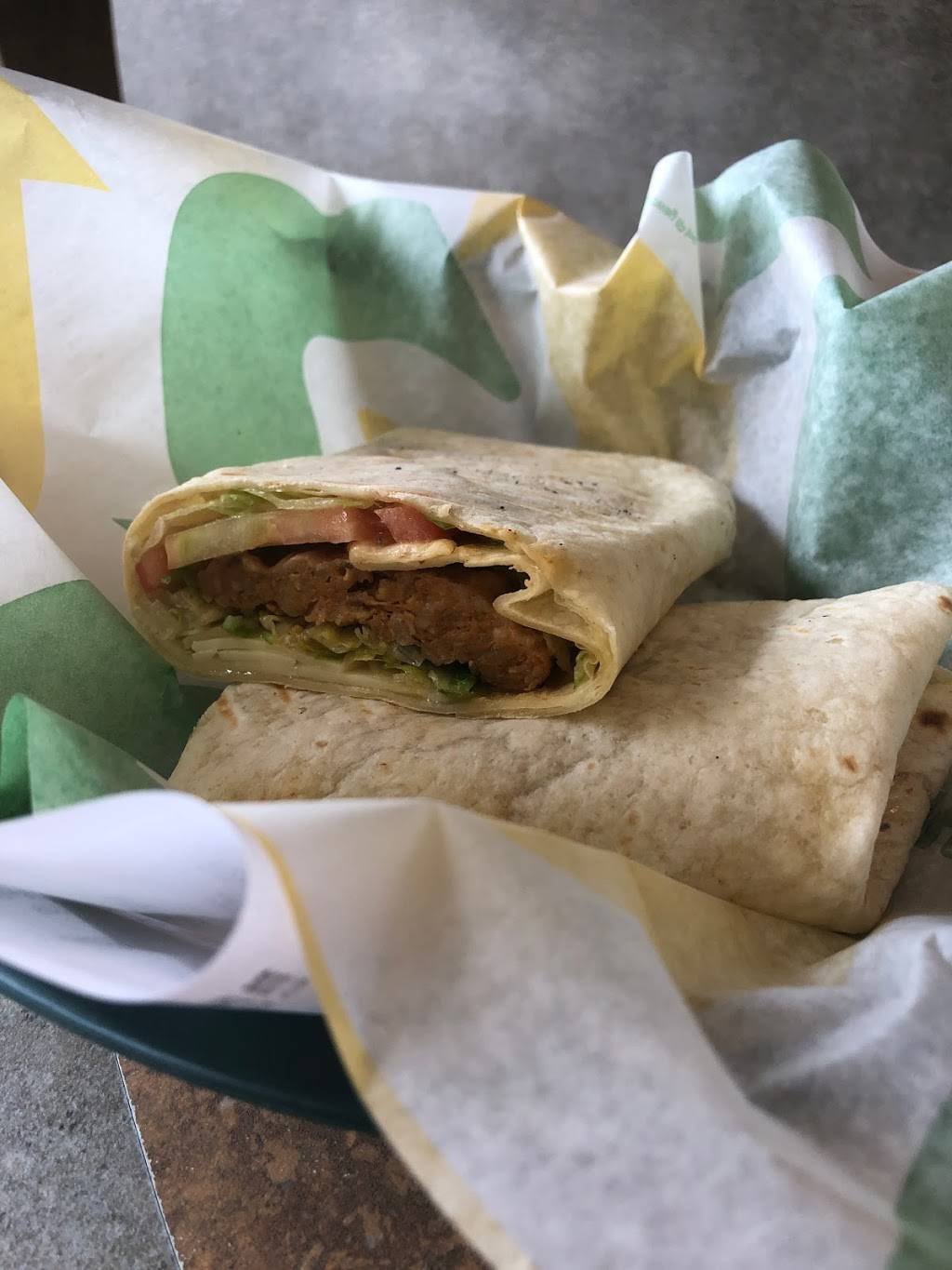 SUBWAY | restaurant | 1268 Boulevard des Seigneurs, Terrebonne, QC J6W 4Z1, Canada | 4509619991 OR +1 450-961-9991