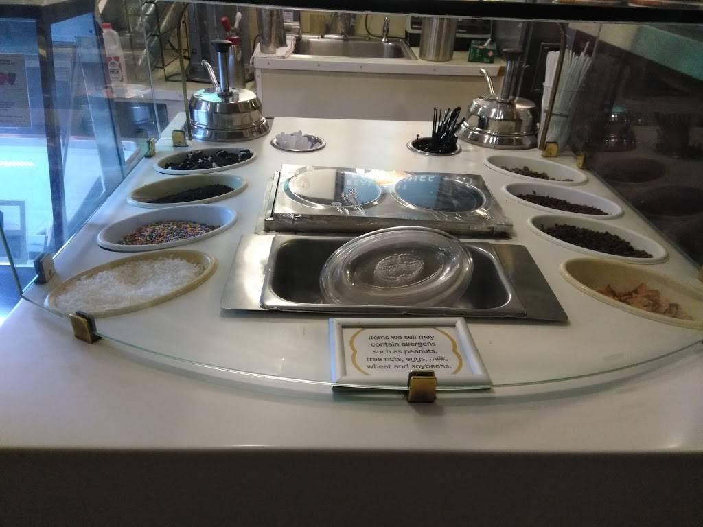 Häagen-Dazs® Ice Cream Shop | restaurant | 400 Comstock Ave, Syracuse, NY 13210, USA | 3154433113 OR +1 315-443-3113