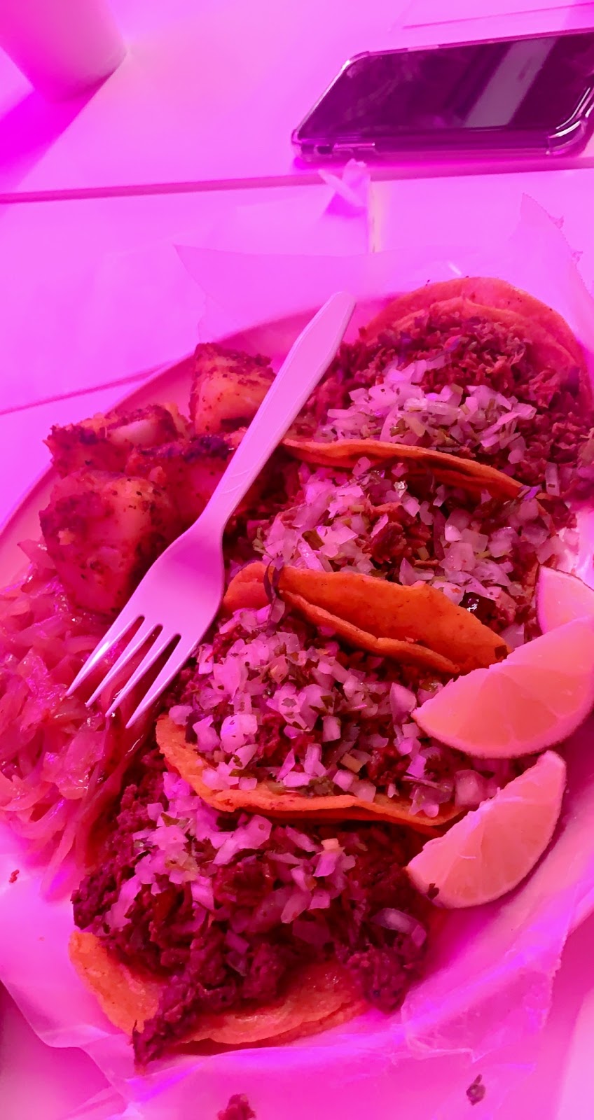 Suadero | restaurant | 1606 E Frost St, Laredo, TX 78043, USA | 9565680482 OR +1 956-568-0482