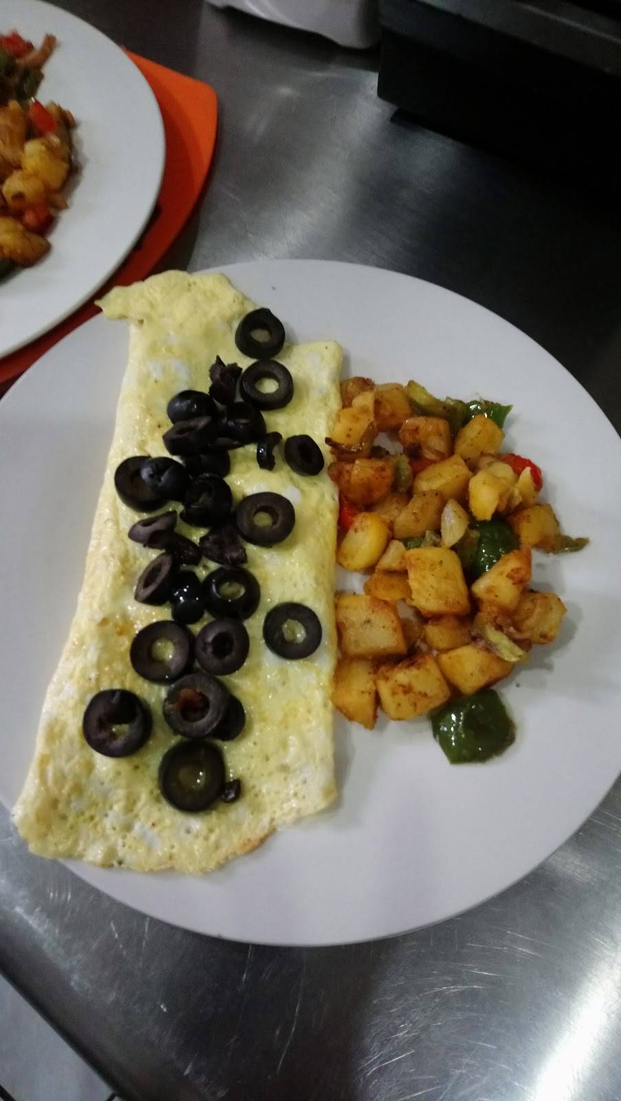 Olivos "Coffee & Lunch" | restaurant | Av Gastelum # 1499 esq. 15, Zona Centro, 22800 Ensenada, B.C., Mexico | 016462487822 OR +52 646 248 7822