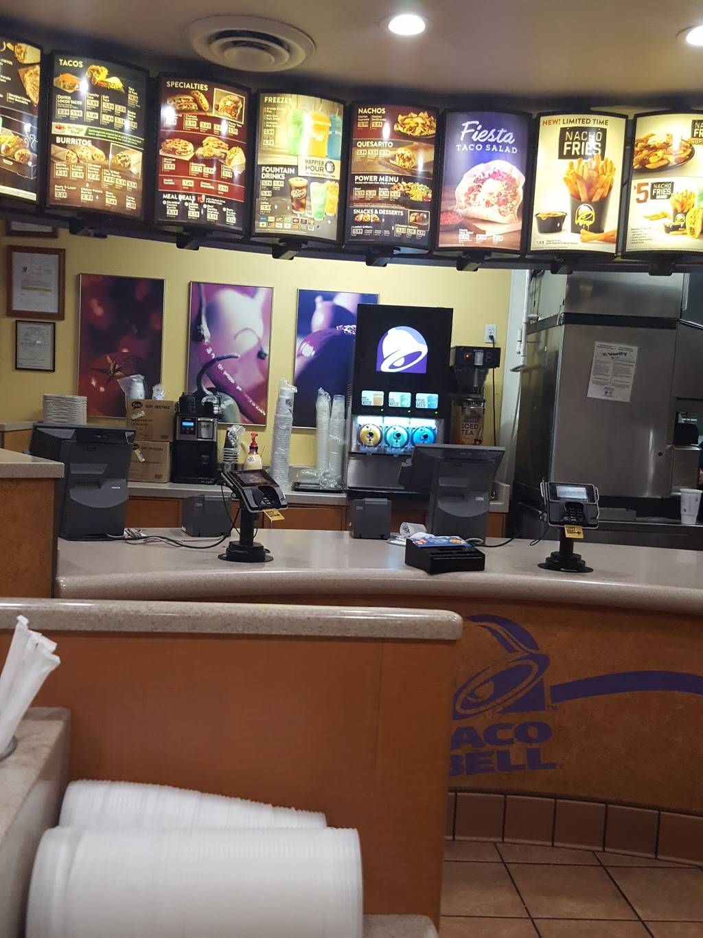 Taco Bell | meal takeaway | 2918 E Whitmore Ave, Ceres, CA 95307, USA | 2095388611 OR +1 209-538-8611