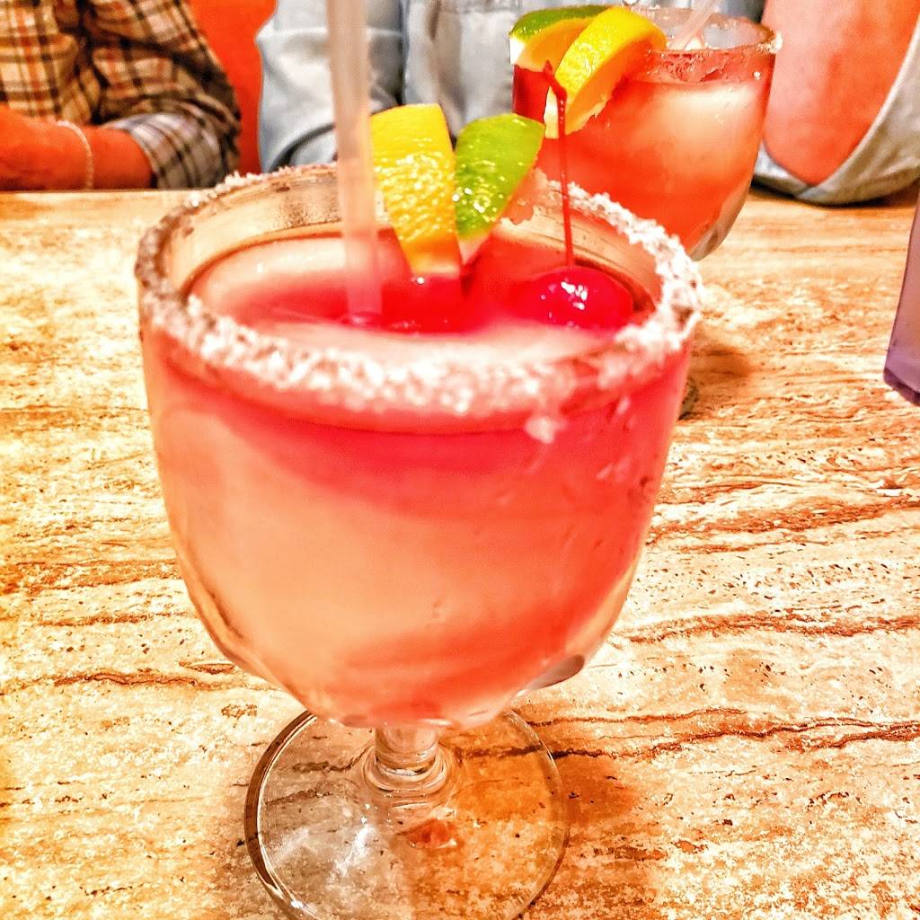 Salsas Mexican Restaurant | restaurant | 4604 Seawall Blvd, Galveston, TX 77551, USA | 4096212630 OR +1 409-621-2630