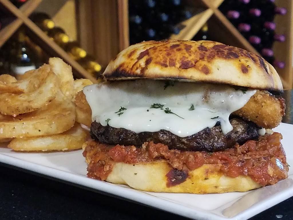 Village Vintner Winery & Brewery | restaurant | 2380 Esplanade Dr, Algonquin, IL 60102, USA | 8476584900 OR +1 847-658-4900